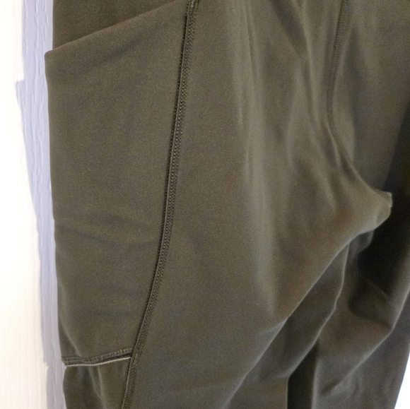 Lululemon Olive Green High-Waisted Leggings - Picture 6 of 9
